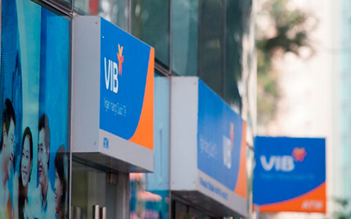 Tại thời điểm 31/12/2016, tỷ lệ nợ xấu của VIB bao gồm cả phần nợ mua lại từ VAMC là 2,58% và dư nợ VAMC giảm 30%.