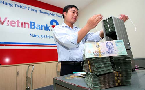 Nếu nghị quyết xử lý nợ xấu được Quốc hội thông qua và có hiệu lực ngay từ 1/7 tới, tác động sẽ đến nhanh
 với hoạt động ngân hàng, mà một trong những biểu hiện rõ nhất là ở lợi 
nhuận.