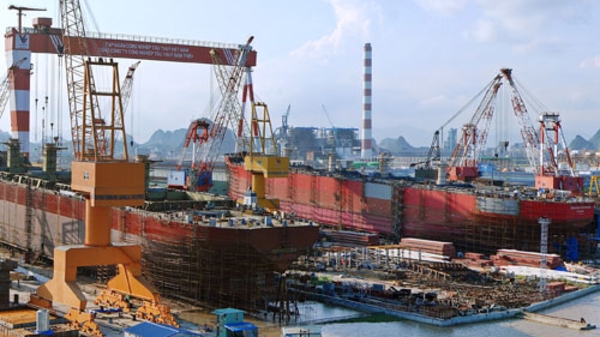 Tái cơ cấu kinh tế: Đại biểu chê chậm, Chính phủ nói gì?