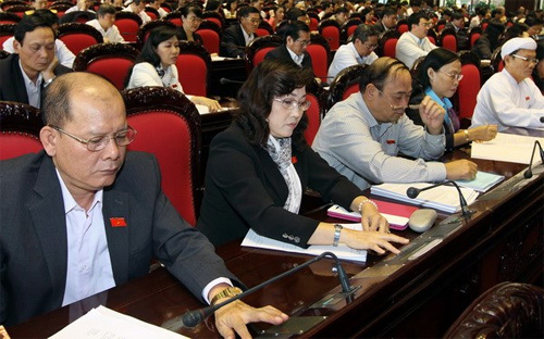 Bản Hiến pháp được trình Quốc hội thông qua có tên là Hiến pháp nước Cộng hòa Xã hội Chủ nghĩa Việt Nam (sửa đổi).