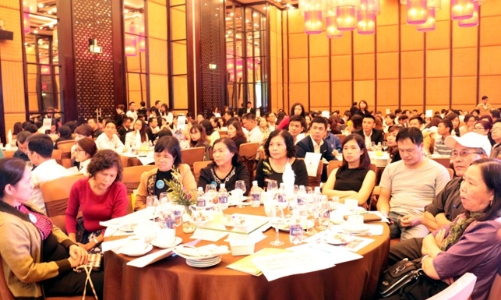 Căn hộ khách sạn giá “bình dân” nhìn ra vịnh Hạ Long hút khách