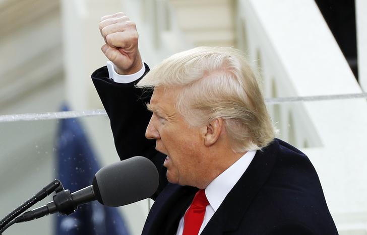 Trump khẳng định, nhiệm kỳ tổng thống của mình sẽ đặt mục tiêu củng cố tầng lớp trung lưu, tăng cường sức mạnh quân sự và bảo vệ biên giới nước Mỹ - Ảnh: Reuters.