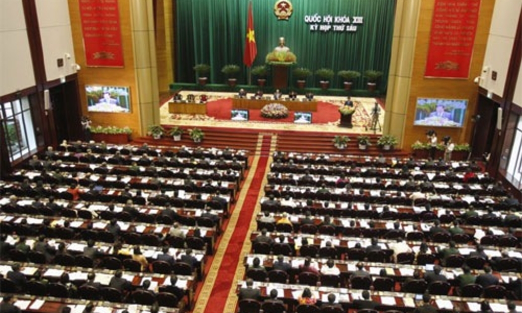 Đầu giờ phiên họp sáng thứ Hai (11/11), Quốc hội sẽ thông qua nghị quyết về kế hoạch phát triển kinh tế-xã hội năm 2014.