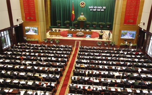 Đầu giờ phiên họp sáng thứ Hai (11/11), Quốc hội sẽ thông qua nghị quyết về kế hoạch phát triển kinh tế-xã hội năm 2014.