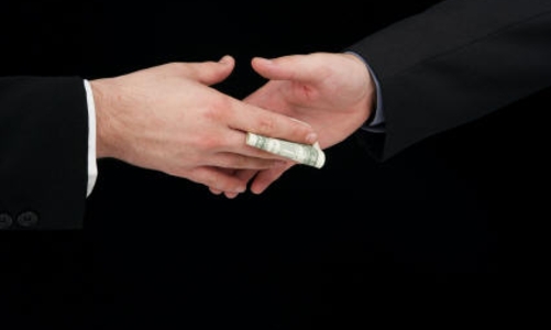 Nộp 3/4 tài sản tham nhũng để thoát án tử, vẫn được giữ 1/4?