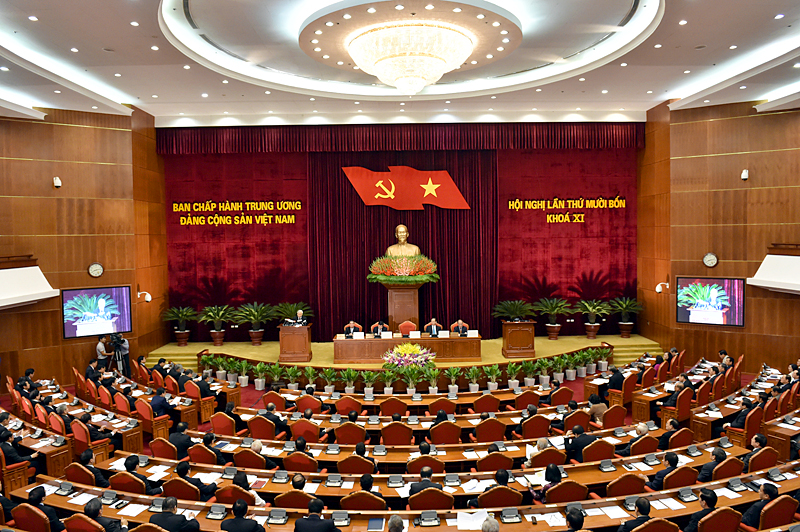 Tiếp thu ý kiến của Trung ương tại hội nghị Trung ương 13, Tiểu ban Nhân sự và Bộ Chính trị đã nghiên cứu, xem xét, cân nhắc và đề nghị giới thiệu thêm một số ủy viên Trung ương khóa 11 thuộc trường hợp "đặc biệt" tái cử khóa 12. <br>