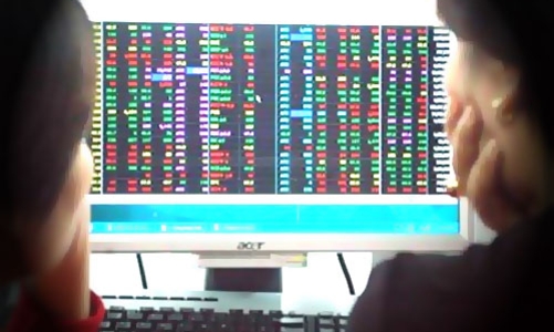 Chứng khoán 2012 thăng trầm qua những con số