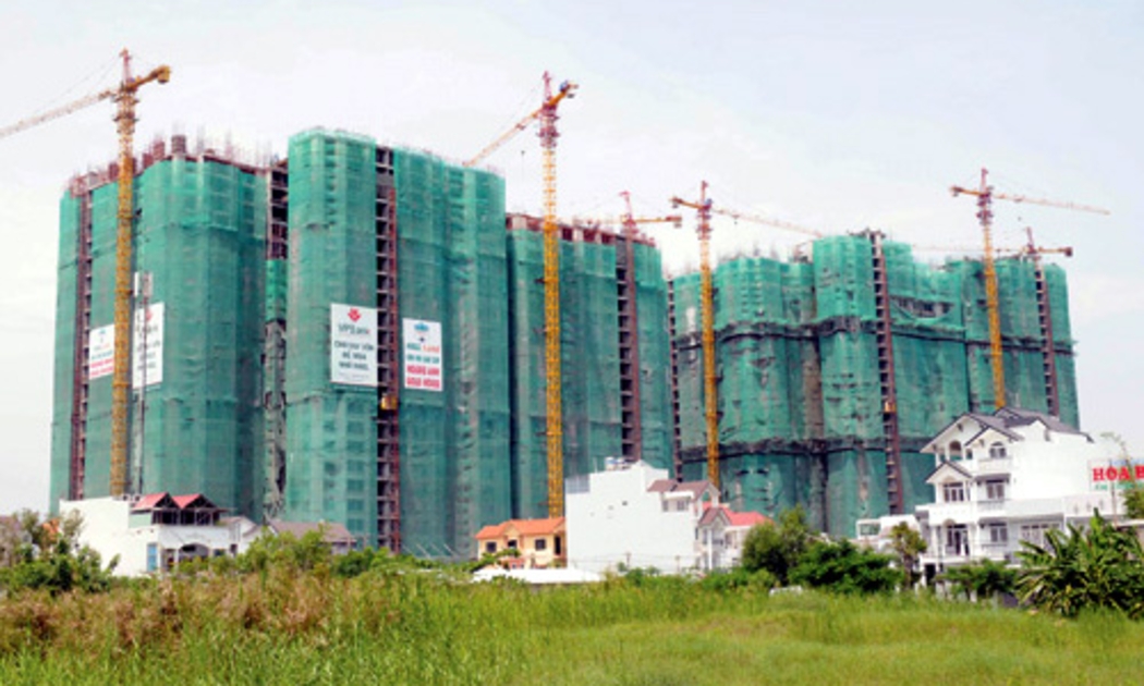Đại biểu Lê Thị Nga cho rằng thu hồi quyền sử dụng đất với lý do “để phát triển kinh tế” là quy định quá rộng, dễ bị lạm dụng - Ảnh minh họa.<br>