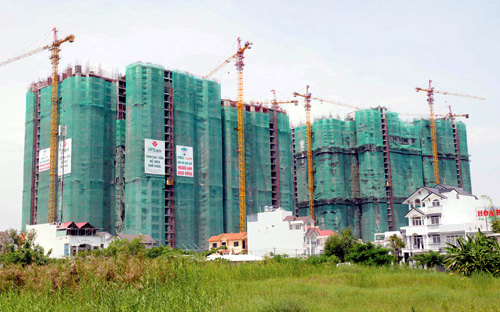 Đại biểu Lê Thị Nga cho rằng thu hồi quyền sử dụng đất với lý do “để phát triển kinh tế” là quy định quá rộng, dễ bị lạm dụng - Ảnh minh họa.<br>