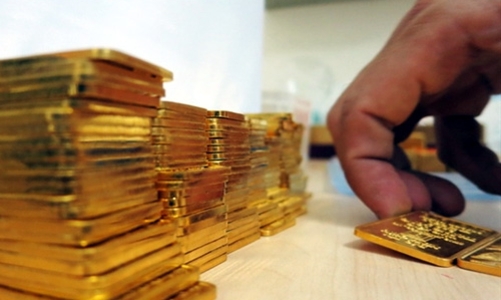 Tiếp tục tranh luận về quản lý thị trường vàng