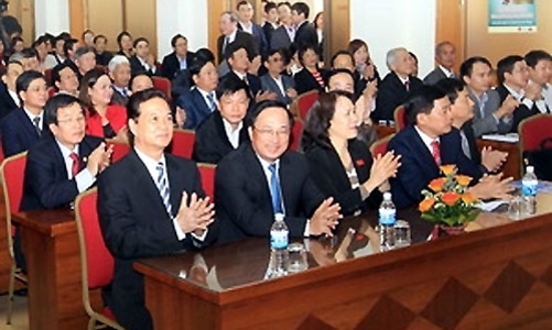 Thủ tướng: “Nhóm lợi ích” đi ngược lợi ích của đất nước