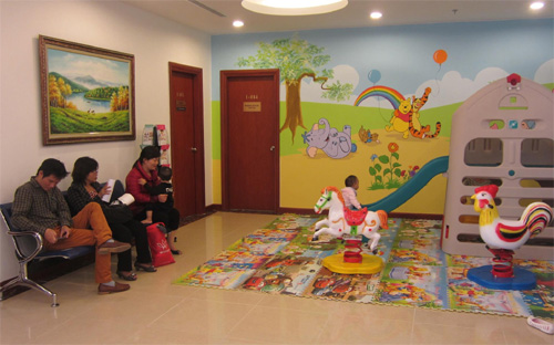 Khu vực khám nhi tại phòng khám quốc tế Vinmec - Royal City.