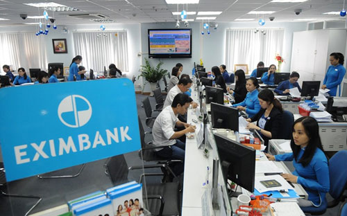 Hai chỉ tiêu quan trọng trong hoạt động là cho vay và huy động của 
Eximbank cũng trượt đi - xu hướng thể hiện ở những kỳ báo cáo gần đây, 
ngược với diễn biến chung khá thuận lợi của hệ thống ngân hàng từ đầu 
năm đến nay.