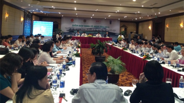 Nhiều vấn đề nóng tại Diễn đàn Kinh tế Mùa thu 2013