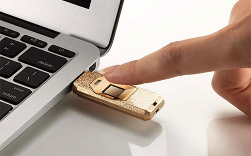 Bảo mật bằng vân tay trong giao dịch là công nghệ Ngân hàng Nhà nước yêu cầu nghiên cứu áp dụng.<br>