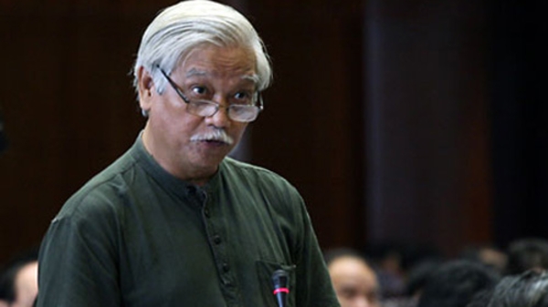 Nhật ký nghị trường: Day dứt biển Đông