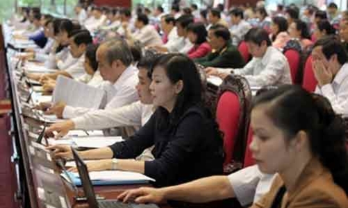 Xem xét việc chuẩn bị lấy phiếu tín nhiệm 49 chức danh