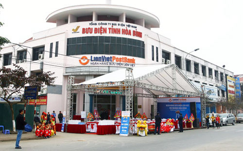 Các chi nhánh LienVietPostBank được cấp phép lập mới cũng thuộc các địa 
bàn nằm trong chủ trương Ngân hàng Nhà nước khuyến khích mở rộng, đặc 
biệt ở vùng Tây Bắc, để tăng cường cung cấp dịch vụ tài chính ngân hàng 
đến với người dân.