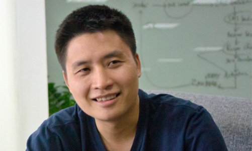 Ba vận may của chàng “Đông-Ki-Sốt” công nghệ