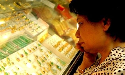 Huy động sức vàng: Không hẳn hết cách!