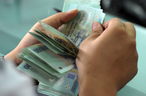 Chỉ chuyển sang cơ chế giá đối với một số khoản phí mà Nhà nước không cần phải nắm giữ và có sự cạnh tranh nhằm góp phần giảm giá và nâng cao chất lượng dịch vụ cho người dân.