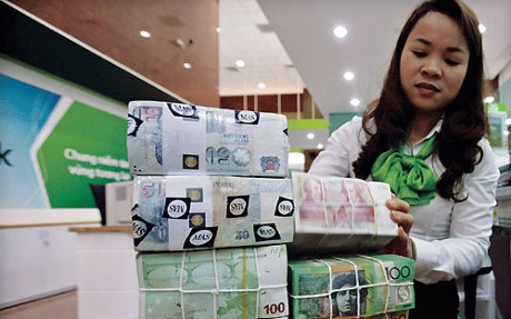 Thay vì mục tiêu lợi nhuận, có ngân hàng đang đặt kế hoạch "lôi" toàn bộ lượng nợ xấu đã bán cho VAMC về để tự xử lý.<br>