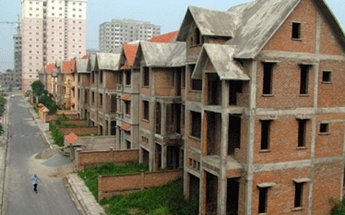 Một trong những cách thiết thực nhất để khuyến khích các giao dịch bất 
động sản, theo ông Lim, là đưa ra một cơ chế thuế suất ưu đãi dành cho 
giao dịch bất động sản. 