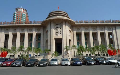 Nguồn tin của VnEconomy cho hay, lượng ngoại tệ bán ra khá ít do thanh khoản thị 
trường vẫn tốt; quan trọng là Ngân hàng Nhà nước - người mua bán sau 
cùng - khẳng định thông điệp trước đó.