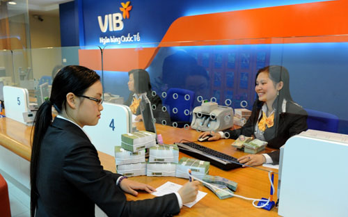 Ngoài lãi suất cho vay ưu đãi, thời gian xử lý hồ sơ và phê duyệt cho 
vay được VIB cam kết chỉ trong vòng 48 giờ (2 ngày), thời hạn cho 
vay có thể lên đến 60 tháng và tỷ lệ vay lên đến 80% giá trị xe.