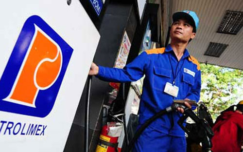 Liên bộ Tài chính - Công Thương vừa quyết định <a href="http://vneconomy.vn/2012111107114623P0C19/gia-xang-giam-500-donglit.htm">giảm giá bán lẻ xăng và dầu mazut từ ngày 11/11</a>.<br>