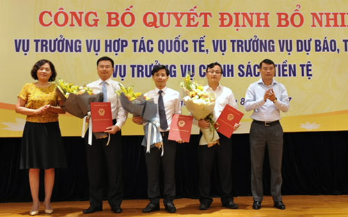 Sau một năm rưỡi của nhiệm kỳ mới, Ngân hàng Nhà nước vẫn đang tiếp tục kiện toàn bộ máy.<br>