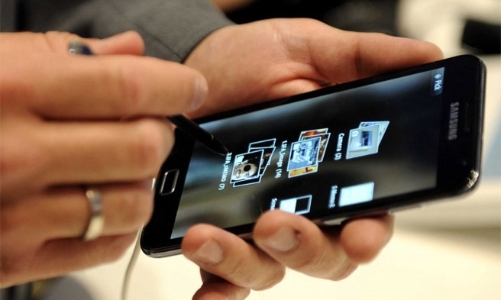 Nghi vấn ba nhà mạng bắt tay tăng giá cước 3G