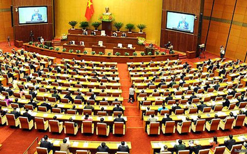 Ở kỳ họp cuối cùng của nhiệm kỳ 13, Quốc hội sẽ xem xét kết quả thực
 hiện kế hoạch phát triển kinh tế - xã hội 5 năm 2011 - 2015, quyết định
 kế hoạch phát triển kinh tế - xã hội 5 năm 2016 - 2020.