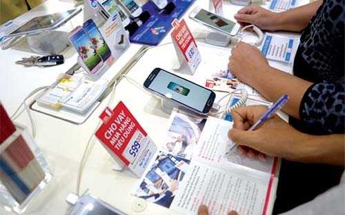 Năm 2016, những kết quả và tốc độ tăng trưởng ấn tượng nhất đang nghiêng 
hẳn về những ngân hàng đã tham gia mạnh phân khúc cho vay tiêu dùng.