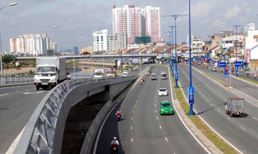 Ủy ban Giám sát tài chính lo lắng chi tiêu công 