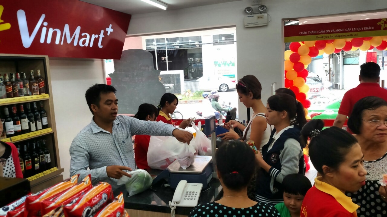 Theo ông Lê Khắc Hiệp, kế hoạch của 2017 là Vinmart và Vinmart+ phải có mặt được ít nhất 30 tỉnh thành.