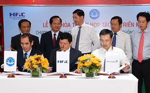 Lễ ký thỏa thuận hợp tác triển khai dự án giữa các bên ngày 9/8/2017 tại Tp.HCM.<br>