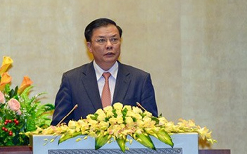 Bộ trưởng Bộ Tài chính Đinh Tiến Dũng "xin" 35 phút nhưng Chủ tịch yêu cầu trả lời thẳng vào câu hỏi.<br>