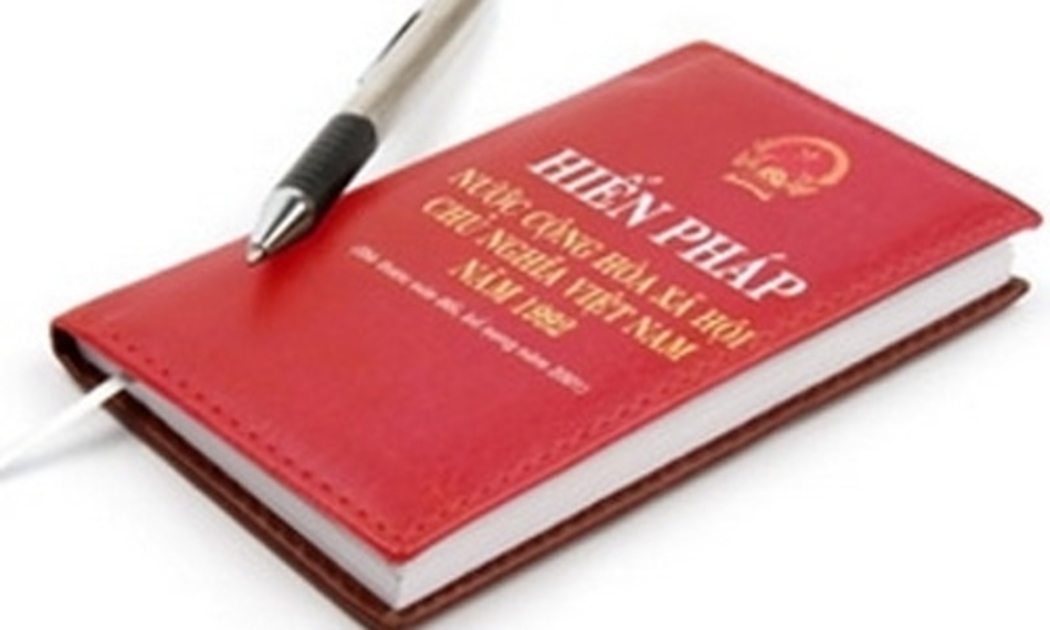 Ở địa chỉ thu nhận góp ý về dự thảo sửa đổi Hiến pháp sửa đổi 
http://duthaoonline.quochoi.vn. của Quốc hội, mục dành đăng tải ý kiến 
đại biểu hiển thị góp ý mới nhất vào ngày 16/11/2012, khi kỳ họp thứ tư 
đang diễn ra.