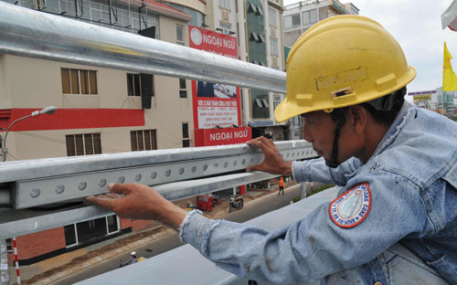 Đánh giá về tình hình thực hiện nhiệm vụ công ích, Chính phủ cho rằng 
các doanh nghiệp công ích đã thực hiện tốt nhiệm vụ chính trị thông qua 
chính sách an sinh – xã hội với việc sẵn sàng tham gia làm nhiệm vụ theo
 yêu cầu của địa phương, bộ.