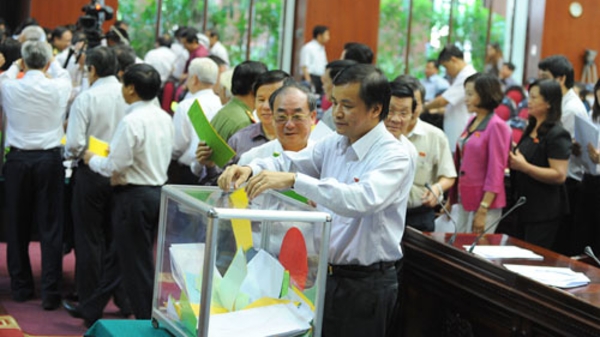 Một “phiếu tín nhiệm” cho lấy phiếu tín nhiệm