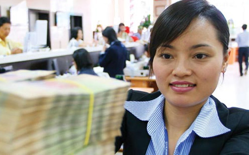 Vốn khả dụng dư thừa, liên tiếp các gói tín dụng giá mềm được đưa ra, người vay mới dường như đang đứng trước cơ hội thuận lợi.