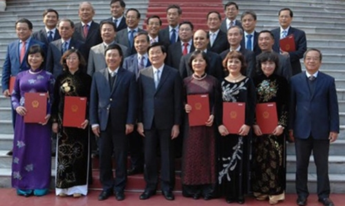 Danh sách 22 cán bộ ngoại giao được phong hàm Đại sứ