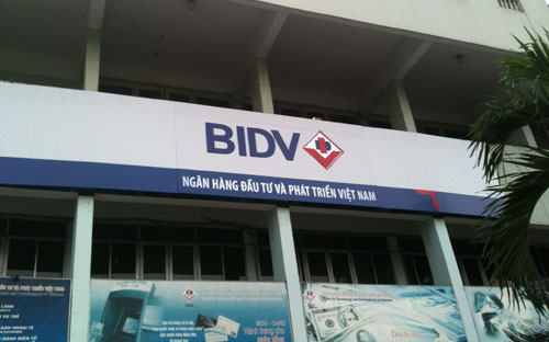 Đến 30/9/2015, tỷ lệ nợ xấu của BIDV chỉ tăng nhẹ lên 2,16%, nhưng quy 
mô con số giá trị tuyệt đối về nợ xấu tăng rất mạnh so với thời điểm 
31/12/2014, đặc biệt là nợ có khả năng mất vốn.