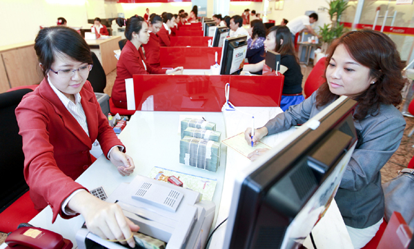 Đại diện một công ty tài chính khá uy tín trên thị trường cho biết, sản phẩm lãi suất 0% thường được kết hợp với những các nhà sản xuất hoặc phân phối các sản phẩm tiêu dùng có uy tín trên thị trường.&nbsp;