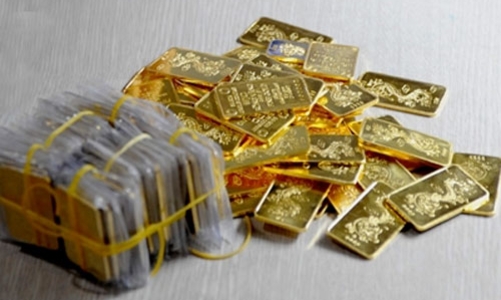 52 tấn vàng và chuyện “xem voi”