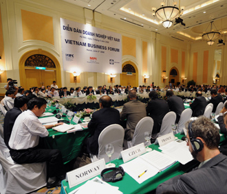 Nhìn chung, các nhà đầu tư vẫn kỳ vọng về sự phát triển của Việt Nam và nhiều người trong số họ vẫn tiếp tục dự định mở rộng hoạt động tại đây.