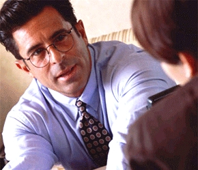 Sự ra đi của người giỏi trong doanh nghiệp đôi khi cũng còn bởi hấp lực của đồng tiền.