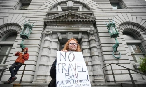 Trump tính ra sắc lệnh cấm nhập cảnh “hoàn toàn mới”