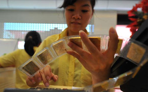 Chênh lệch giữa giá vàng trong nước và thế giới hiện đang ở mức gần 5 triệu đồng/lượng.